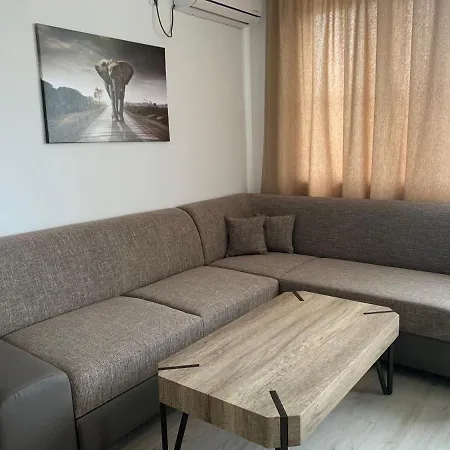 Sunny Days Luxury Apartment Pomorie